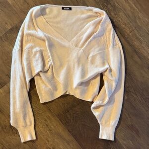STEM Women's Elegant Cream V-Neck Sweater
